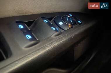Седан Ford Fusion 2014 в 