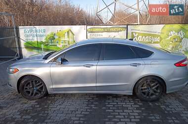 Седан Ford Fusion 2012 в 