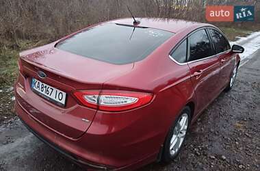 Седан Ford Fusion 2015 в Монастирищеві