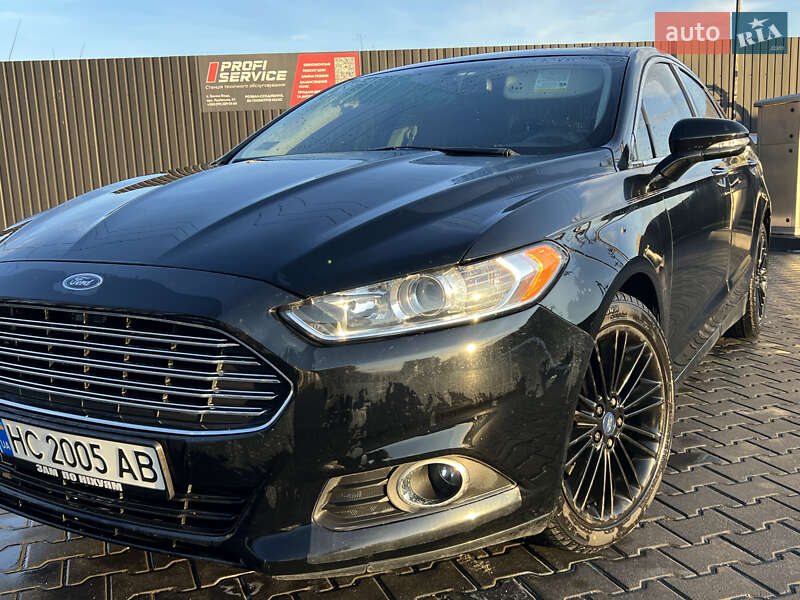 Седан Ford Fusion 2015 в Дубровице