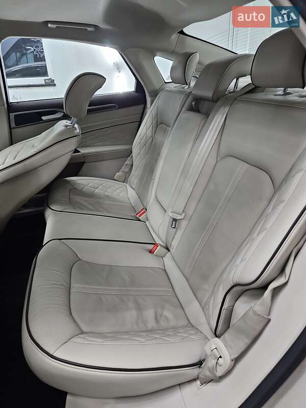 Седан Ford Fusion 2016 в Луцке