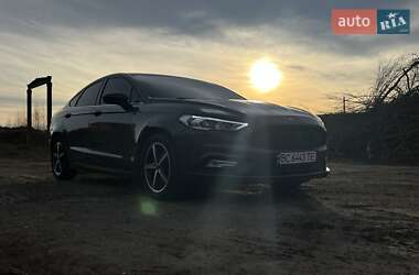 Седан Ford Fusion 2016 в Львові