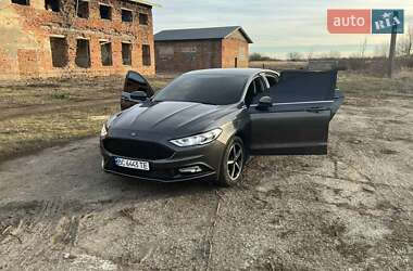 Седан Ford Fusion 2016 в Львові