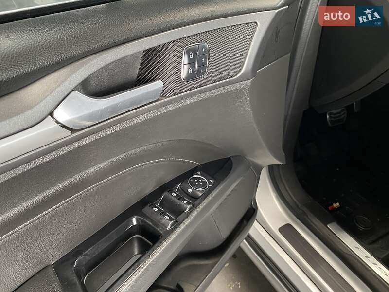 Седан Ford Fusion 2015 в Нововолинську фото 13 Седан Ford Fusion 2015 в Нововолинську