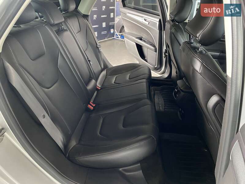 Седан Ford Fusion 2015 в Нововолинську фото 40 Седан Ford Fusion 2015 в Нововолинську