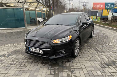 Седан Ford Fusion 2013 в 