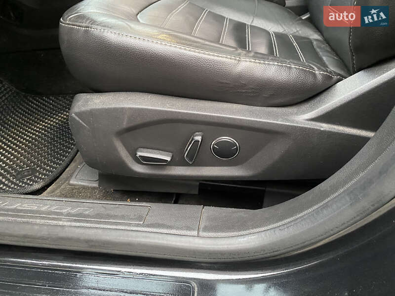 Седан Ford Fusion 2013 в Днепре