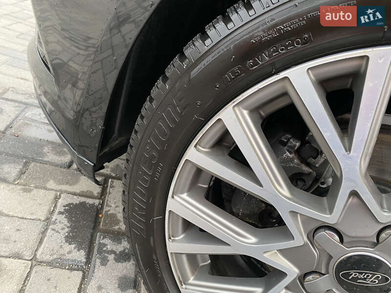 Седан Ford Fusion 2013 в Днепре
