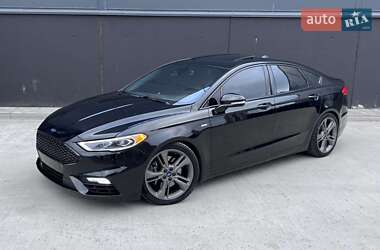 Седан Ford Fusion 2016 в 