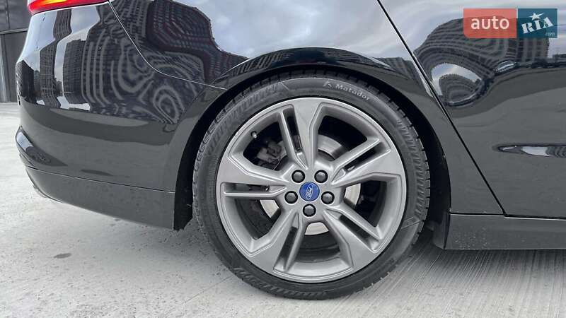 Седан Ford Fusion 2016 в Киеве