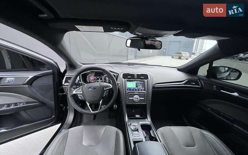 Седан Ford Fusion 2016 в Киеве