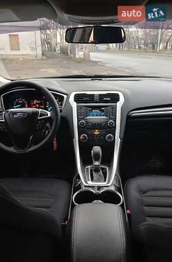 Седан Ford Fusion 2013 в Миколаєві