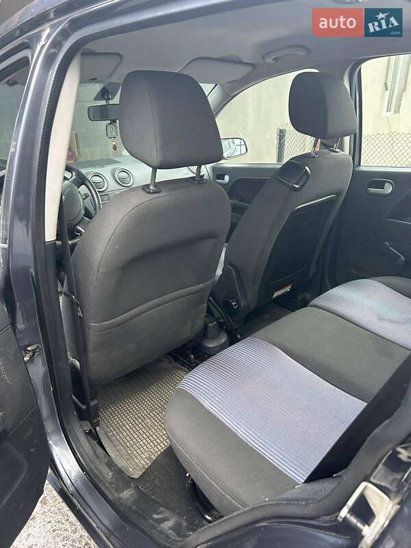 Седан Ford Fusion 2008 в Луцьку
