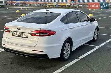 Седан Ford Fusion 2019 в Киеве