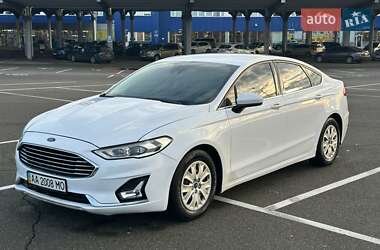 Седан Ford Fusion 2019 в Киеве