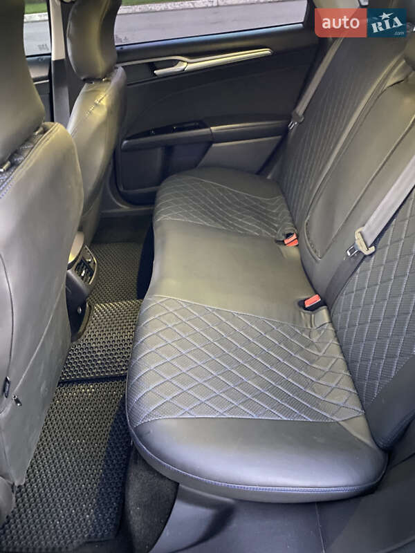 Седан Ford Fusion 2016 в Борисполе