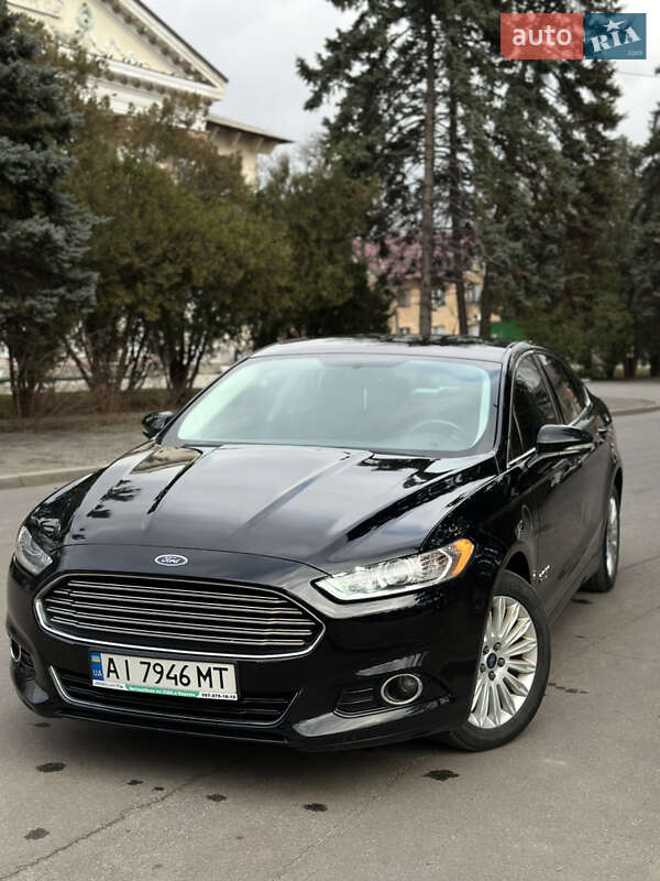 Седан Ford Fusion 2016 в Днепре