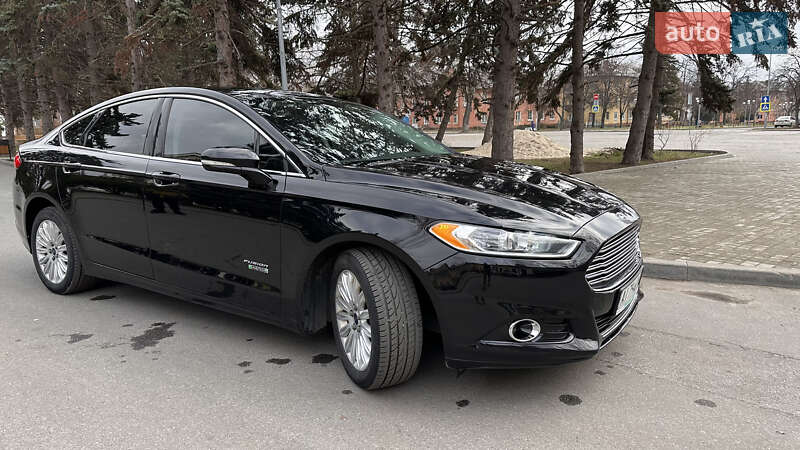 Седан Ford Fusion 2016 в Днепре