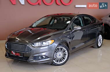 Седан Ford Fusion 2016 в Одесі