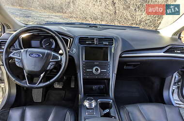 Седан Ford Fusion 2020 в 