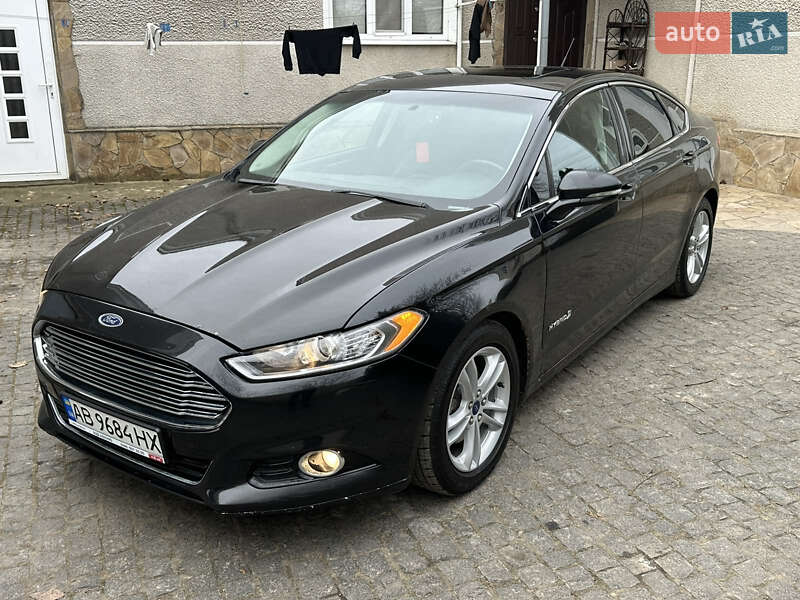 Седан Ford Fusion 2014 в Тульчині