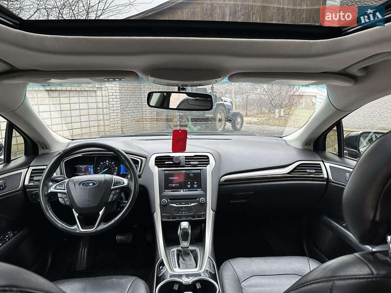 Седан Ford Fusion 2014 в Тульчині