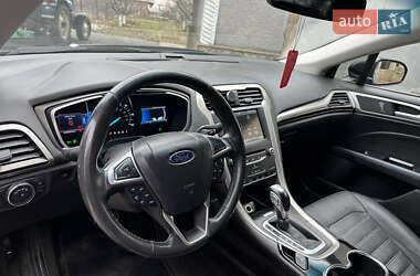 Седан Ford Fusion 2014 в Тульчині