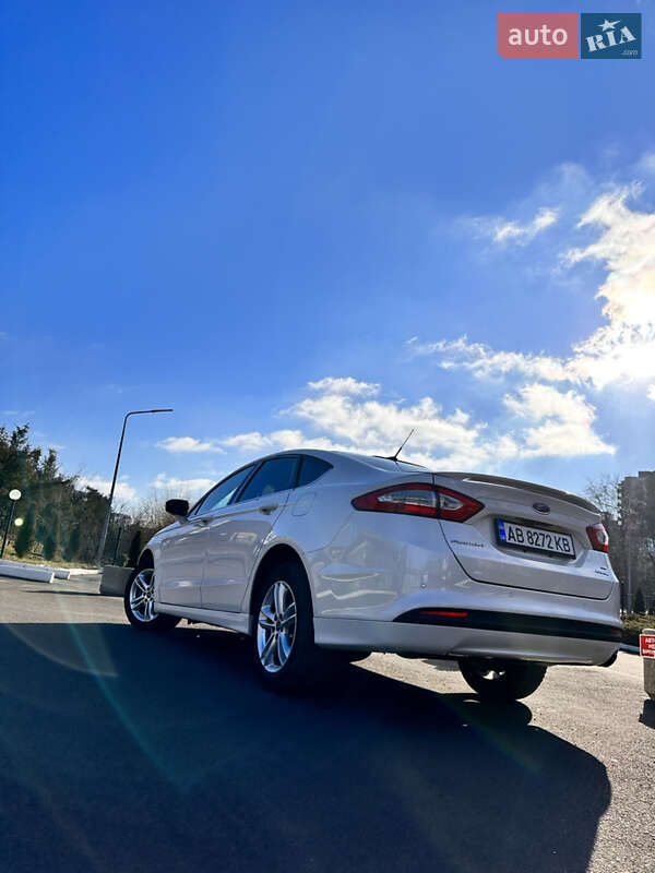 Седан Ford Fusion 2015 в Виннице