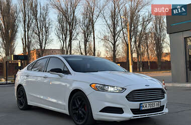 Седан Ford Fusion 2016 в Дніпрі