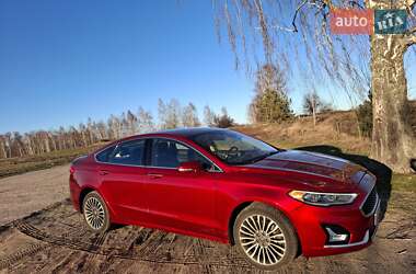 Седан Ford Fusion 2016 в Шостці