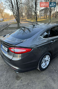 Седан Ford Fusion 2015 в Кицмани