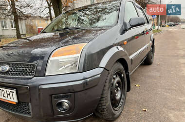 Хэтчбек Ford Fusion 2008 в 
