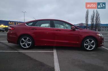 Седан Ford Fusion 2014 в 
