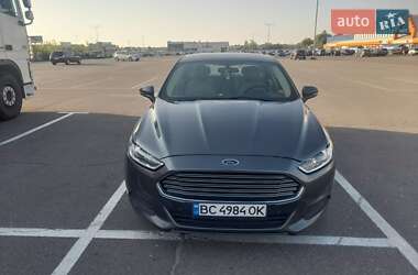 Седан Ford Fusion 2014 в Львове