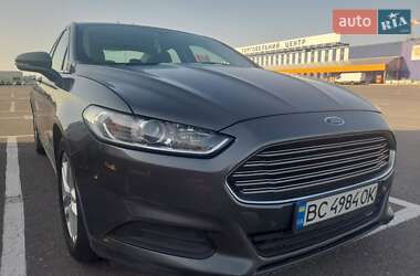 Седан Ford Fusion 2014 в Львове