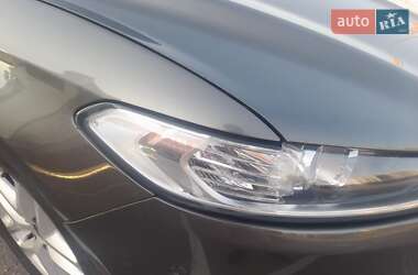 Седан Ford Fusion 2014 в Львове