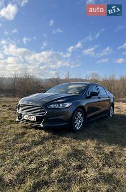 Седан Ford Fusion 2014 в 