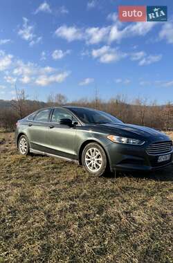 Седан Ford Fusion 2014 в 