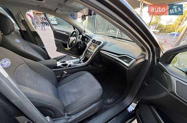 Седан Ford Fusion 2013 в Полтаві