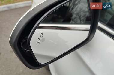 Седан Ford Fusion 2018 в 