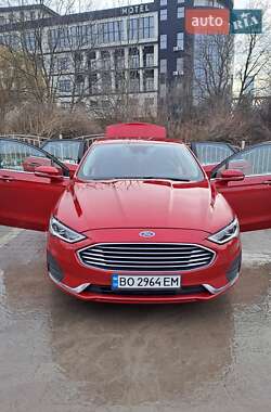 Седан Ford Fusion 2020 в Тернополе