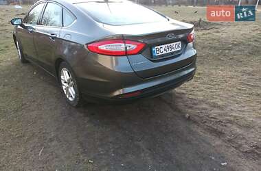 Седан Ford Fusion 2014 в Львове