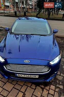 Седан Ford Fusion 2015 в Добропіллі