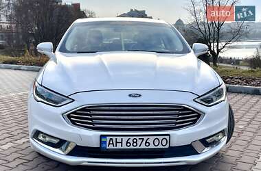 Седан Ford Fusion 2016 в 