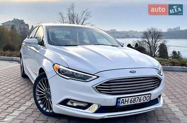 Седан Ford Fusion 2016 в 