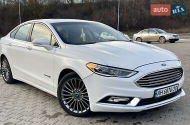 Седан Ford Fusion 2016 в 