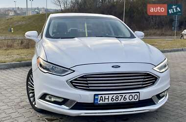 Седан Ford Fusion 2016 в 