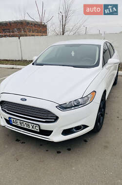 Седан Ford Fusion 2015 в Дніпрі