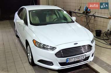 Седан Ford Fusion 2014 в 