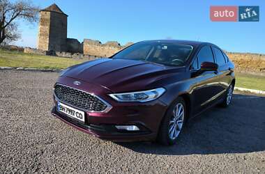 Седан Ford Fusion 2016 в 